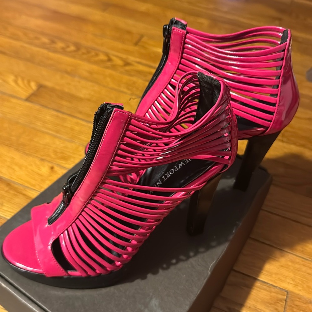 Newport News Fusicia heel